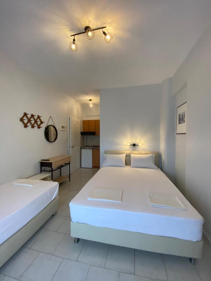 Rooms Chrysoula Vrasná Eksteriør bilde